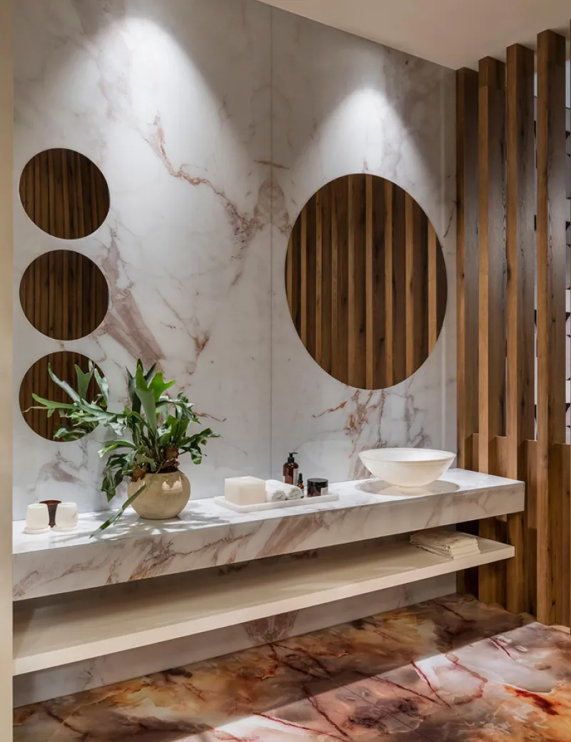 <p>2. How to furnish a bathroom and create atmosphere with relaxing lighting</p>